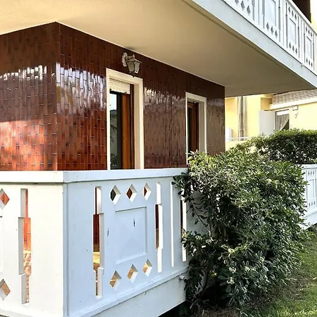 Green Beach Sabbiadoro Apartamento *